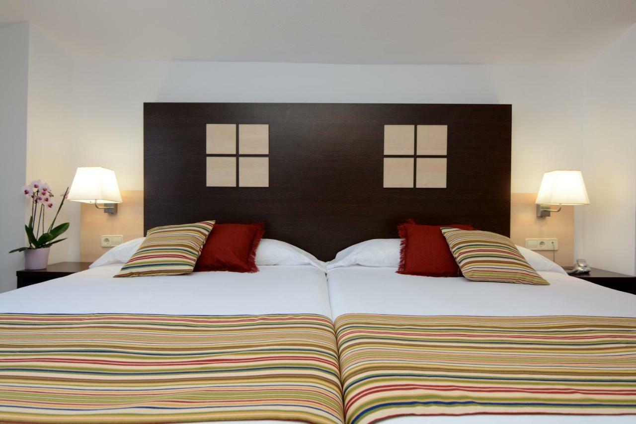 Don Angel - Adults Recommended Hotell Santa Susanna Exteriör bild
