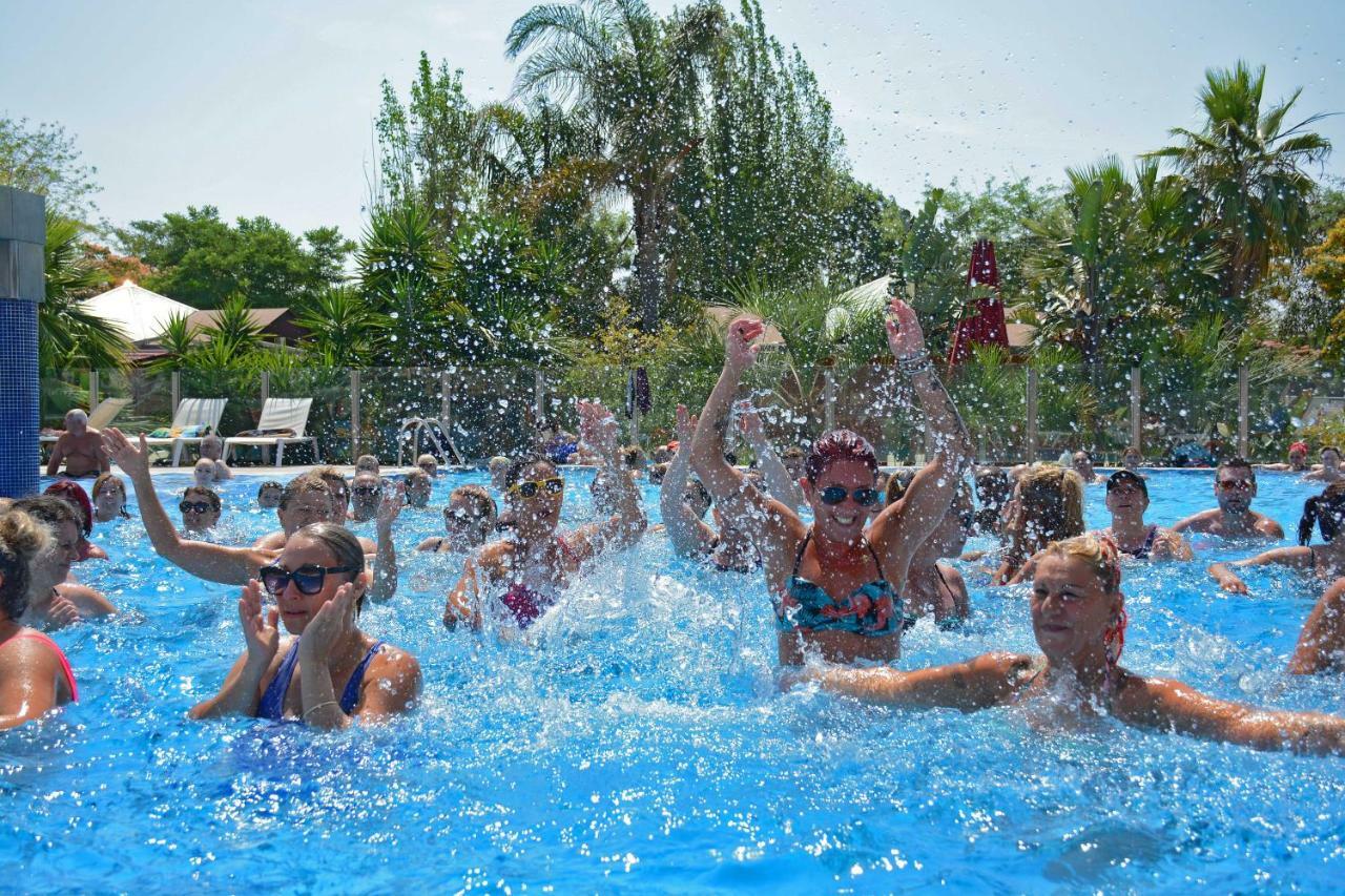 Don Angel - Adults Recommended Hotell Santa Susanna Exteriör bild